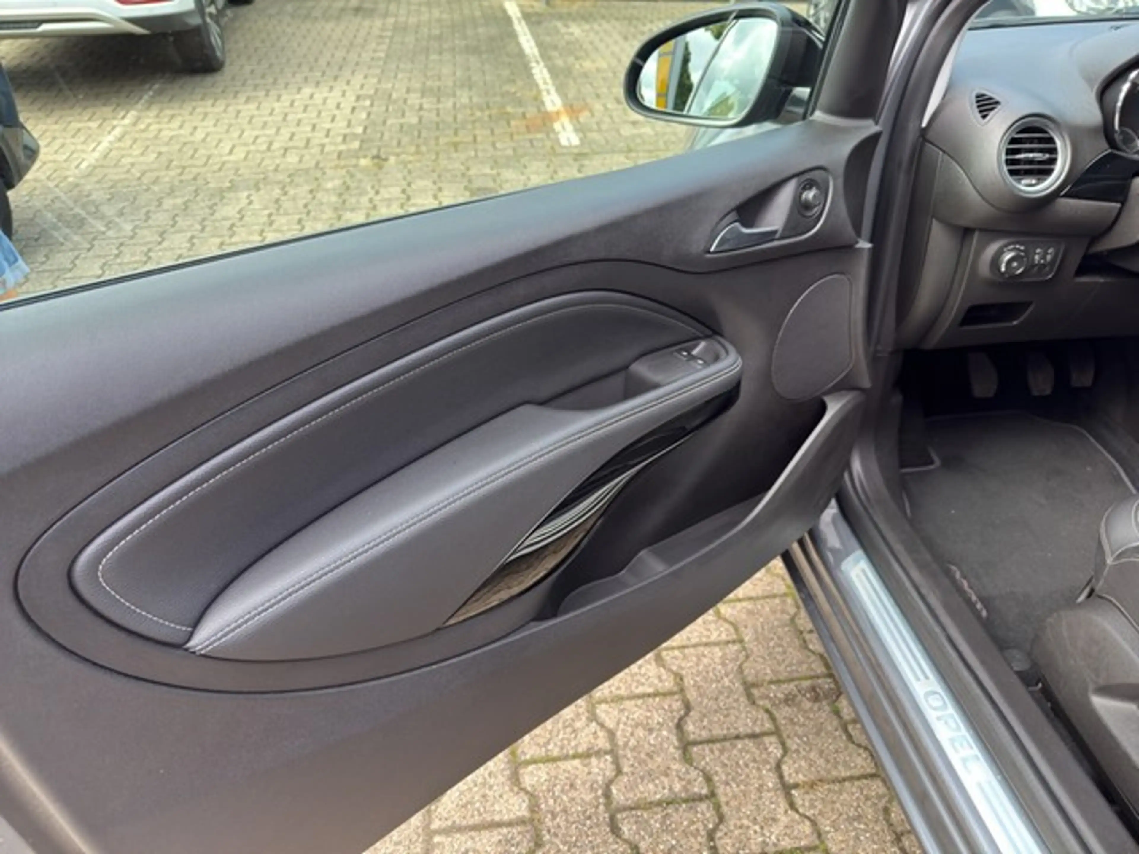 Opel Adam 120 Jahre — photo 14