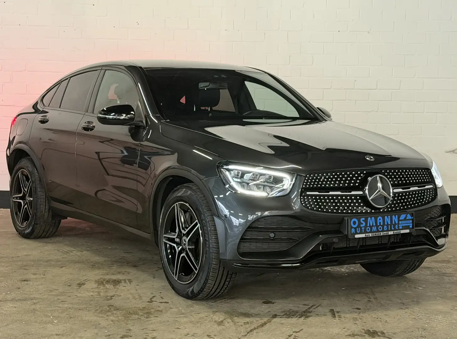 Mercedes-Benz GLC 200 Coupe 4MATIC 9G-TRONIC AMG Line   AHK Szürke - 1