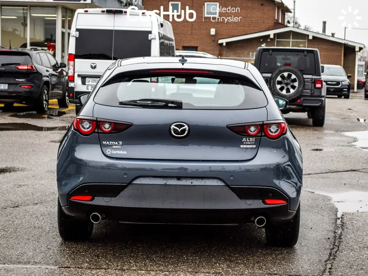 Mazda 3 снимка Mazda 3