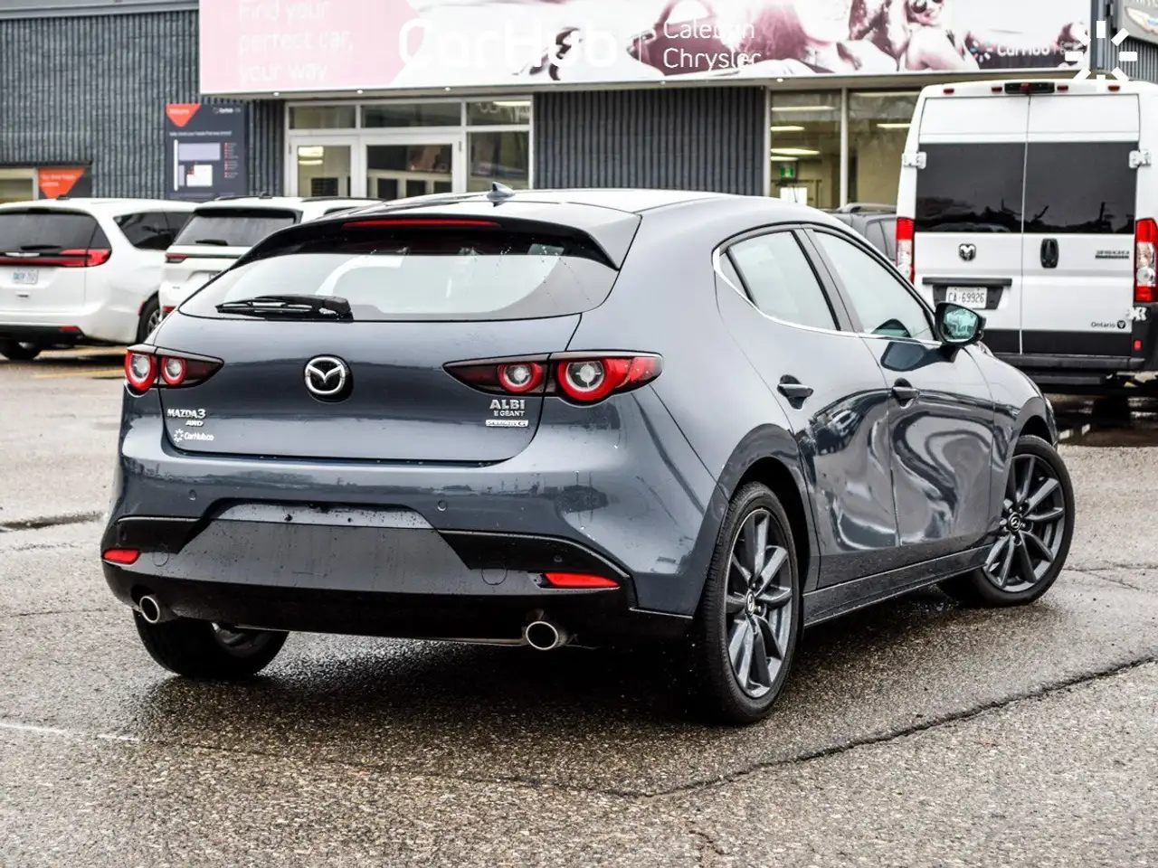 Mazda 3 снимка Mazda 3