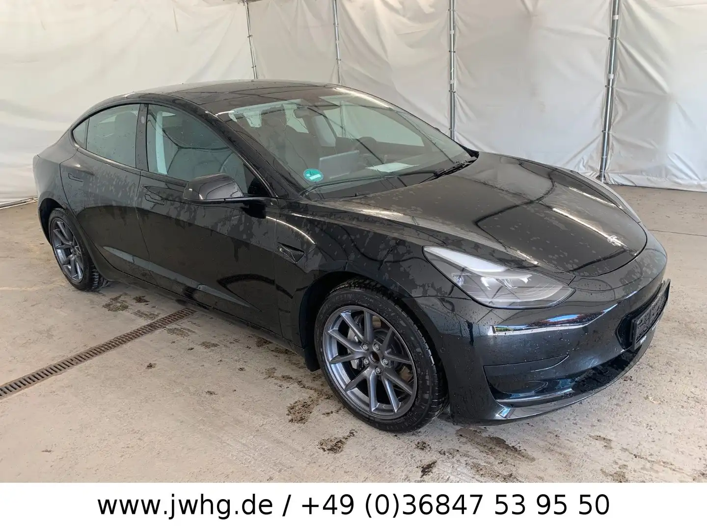 Tesla Model 3 Standard Range Plus Wärmepumpe Autopilot Schwarz - 2