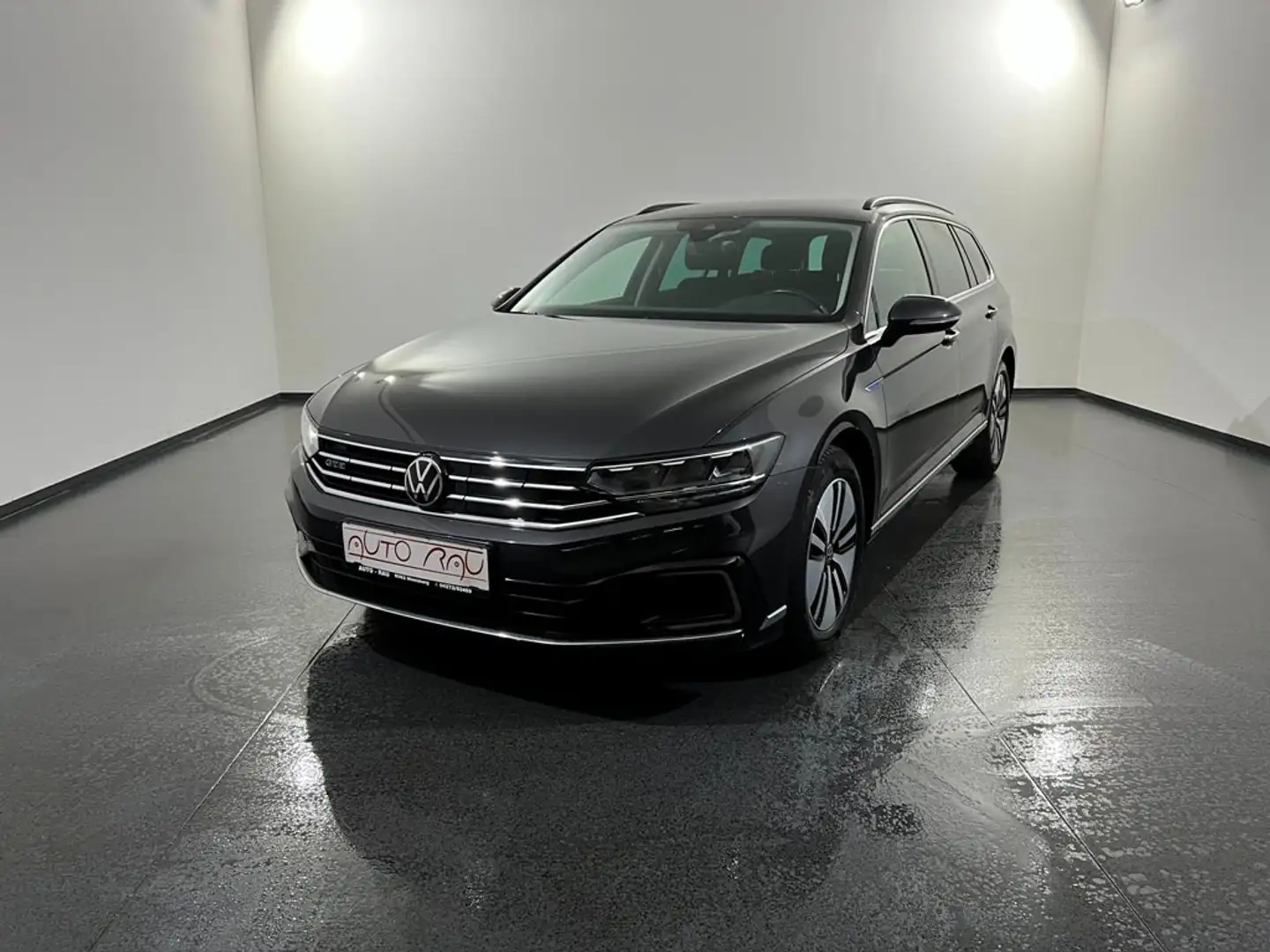 Volkswagen Passat Variant GTE 1.4 TSI DSG *LED*ACC*NAVI* Grau - 2
