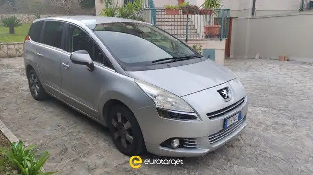 Peugeot 5008 1.6 HDi 112CV Active
