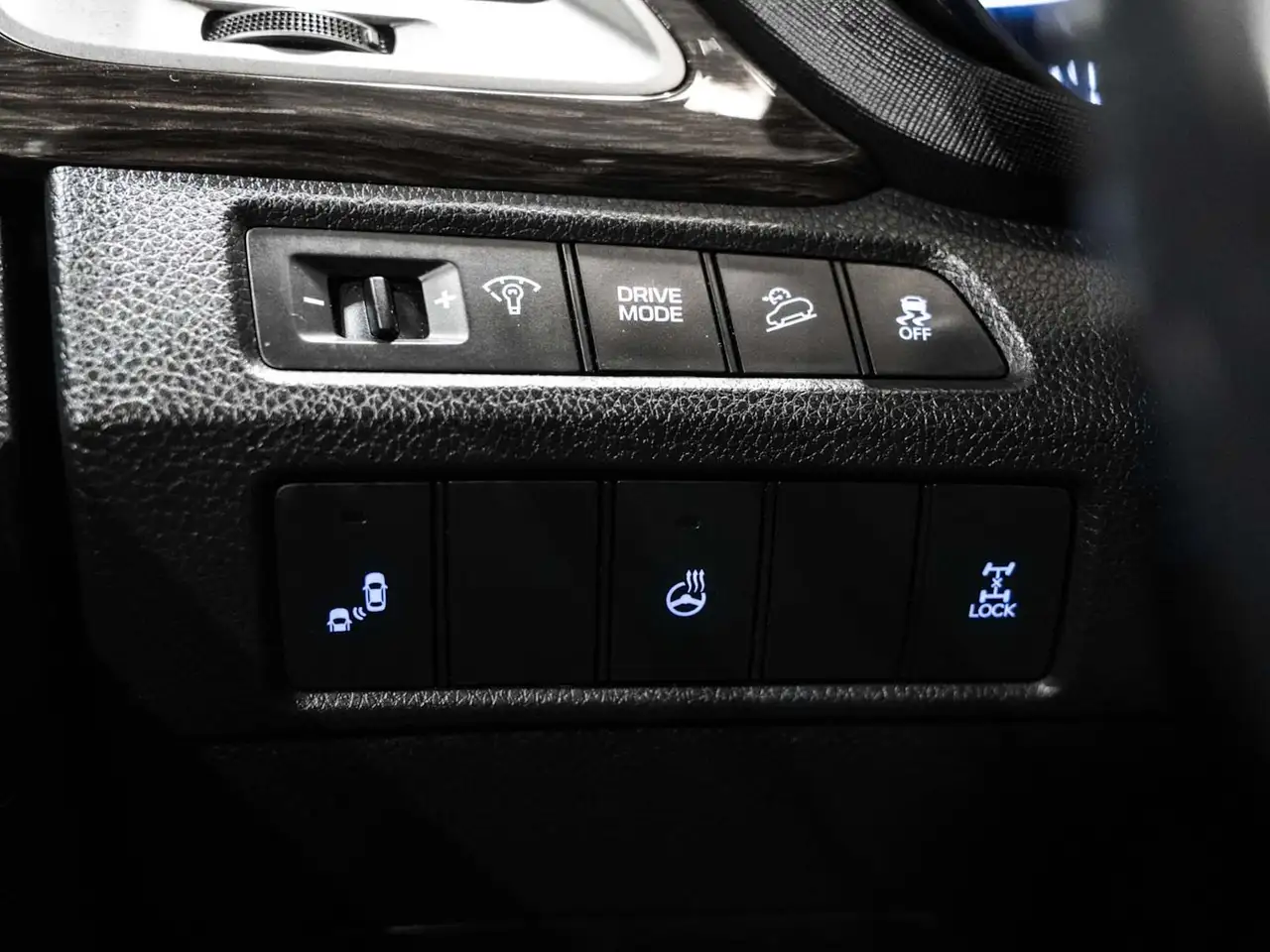 Hyundai SANTA FE снимка Hyundai SANTA FE