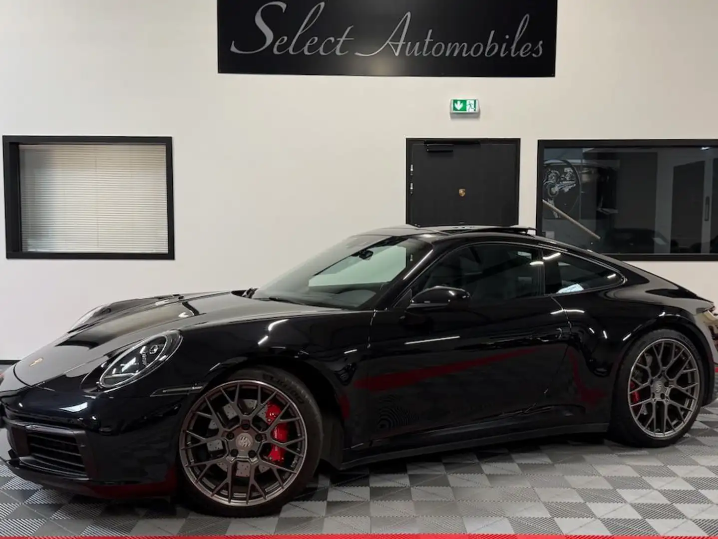 Porsche 992 992 Carrera 4S Coupé 3.0 450ch Schwarz - 1