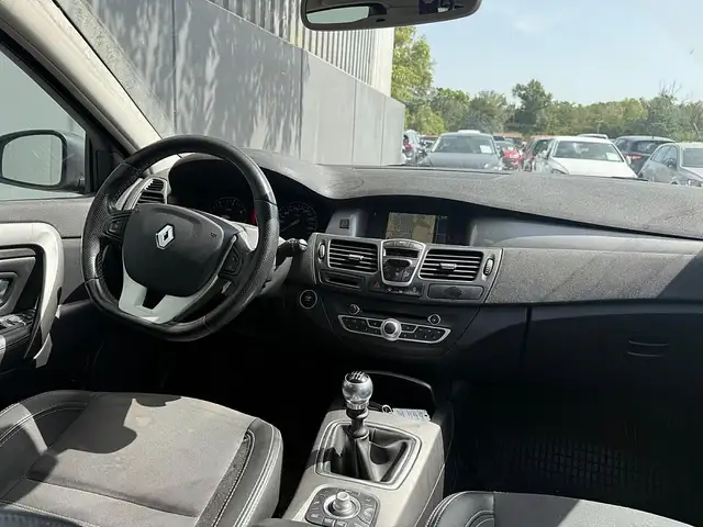Renault Laguna view 10