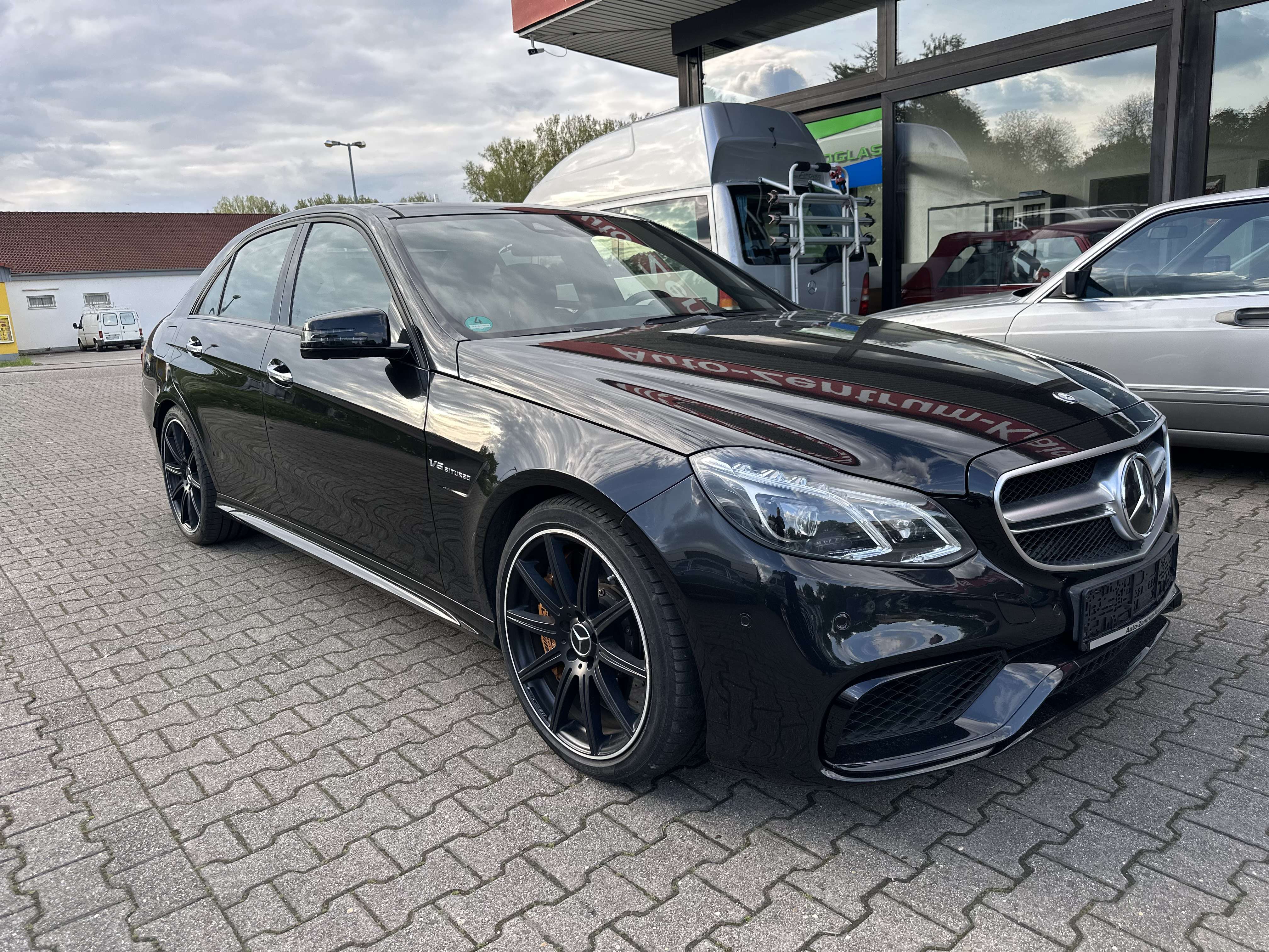 Second hand Mercedes Benz E-Class 63 AMG