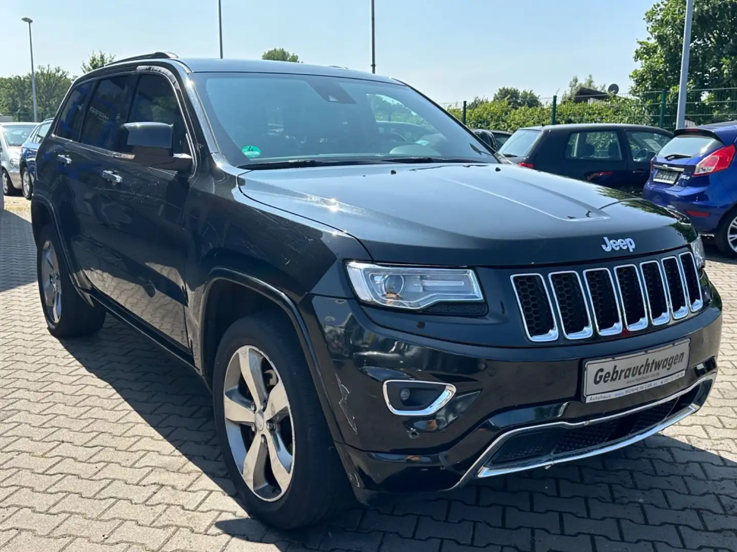 Jeep Grand Cherokee 3.0 CRD Overland Schwarz - 2
