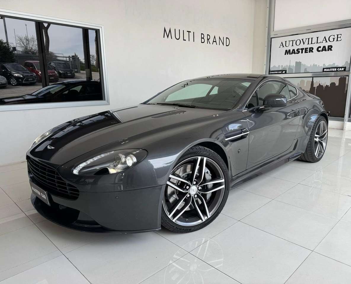 Aston Martin Vantage Vantage Coupe 4.3 V8 sportshift