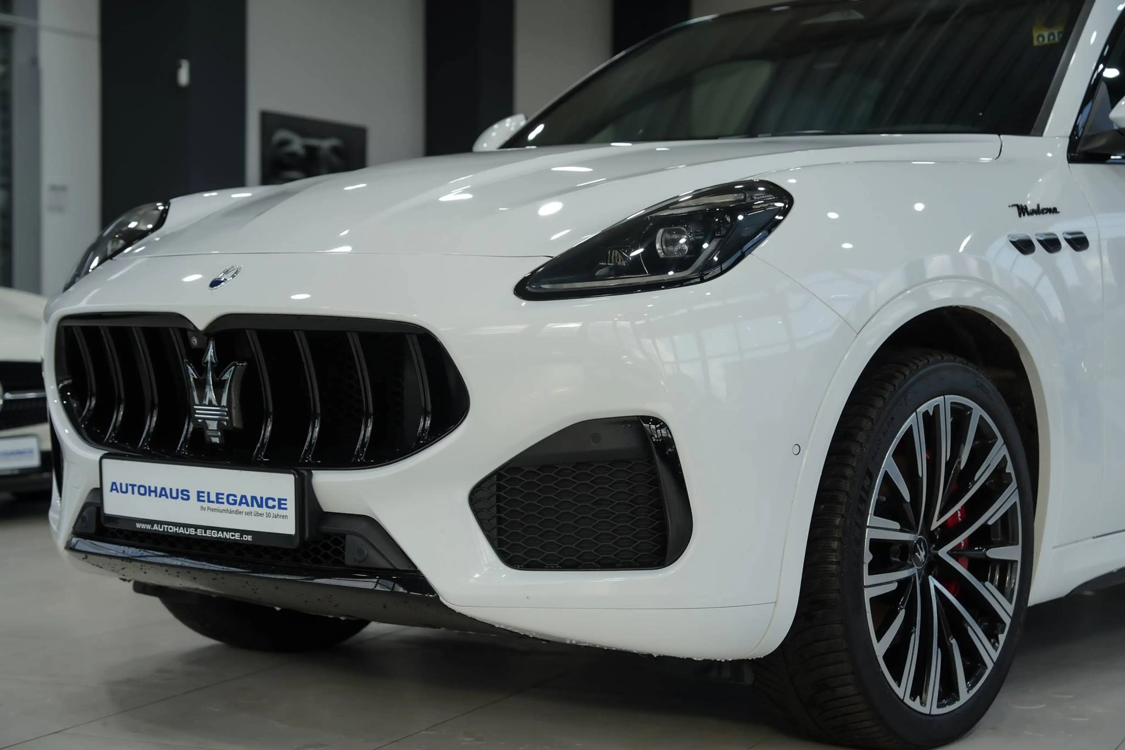 Maserati Grecale Modena*SPORTSITZE*SON/FAB*HEAD-UP*PANO* — photo 9