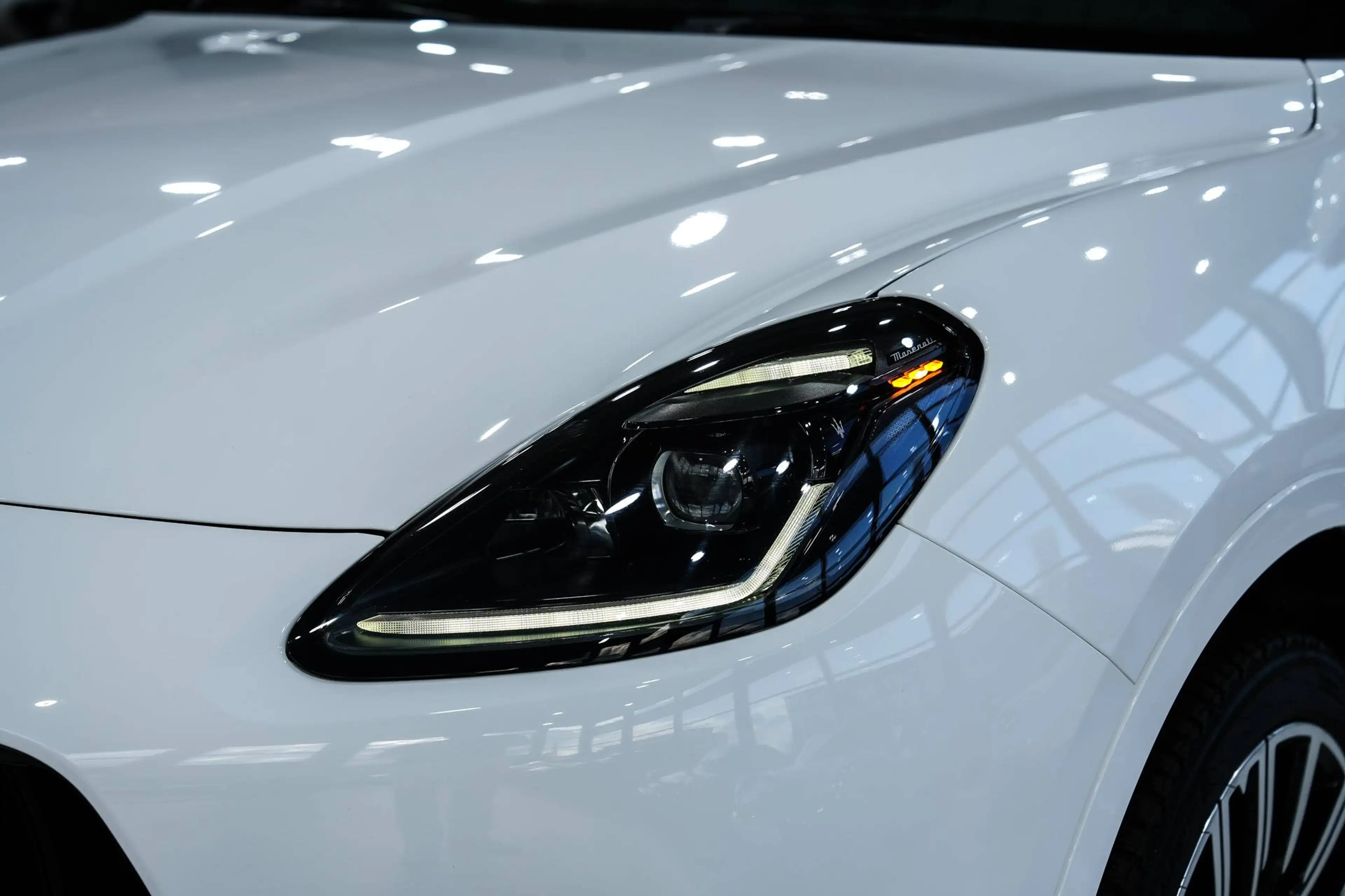 Maserati Grecale Modena*SPORTSITZE*SON/FAB*HEAD-UP*PANO* — photo 11