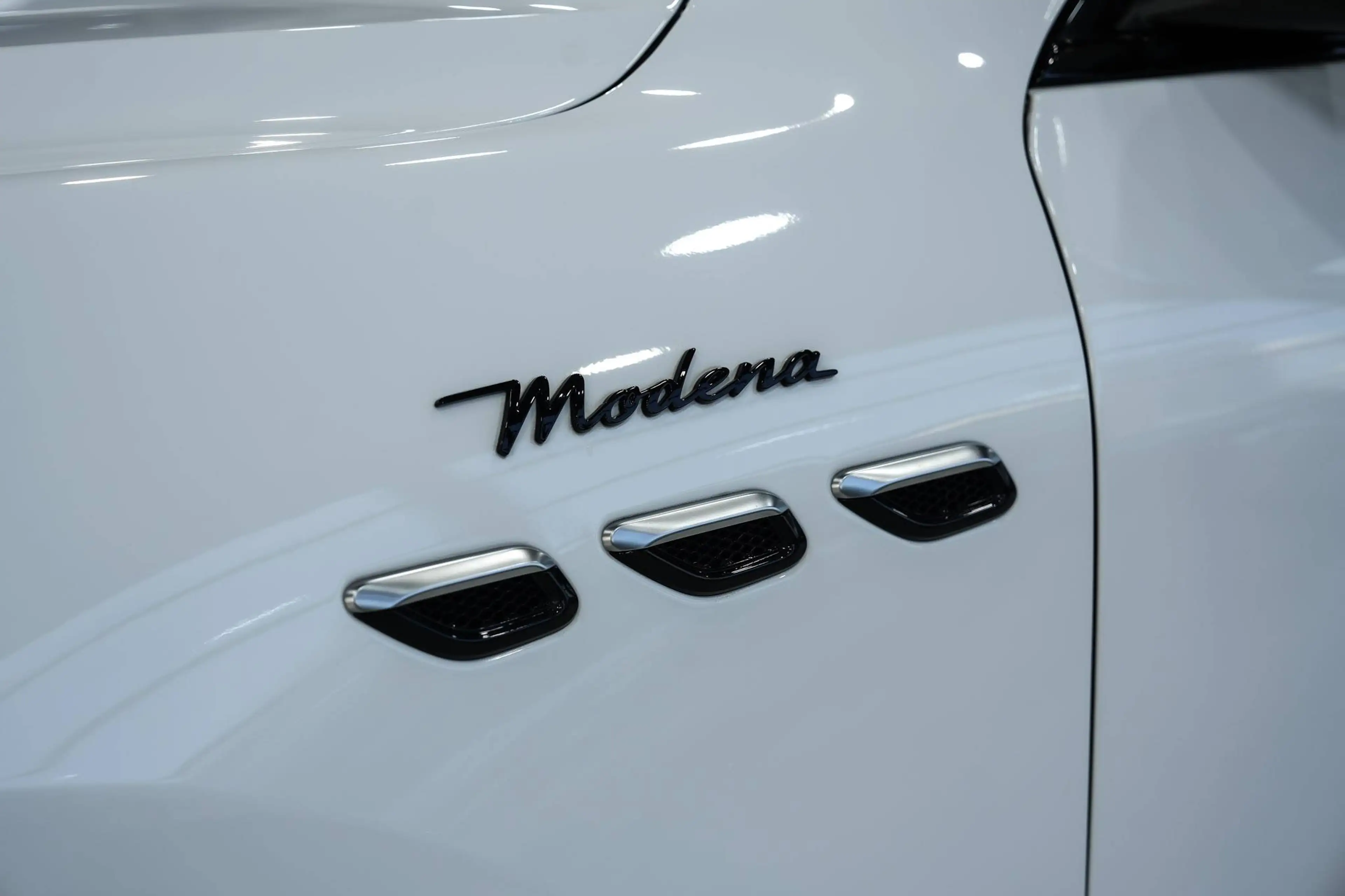 Maserati Grecale Modena*SPORTSITZE*SON/FAB*HEAD-UP*PANO* — photo 14