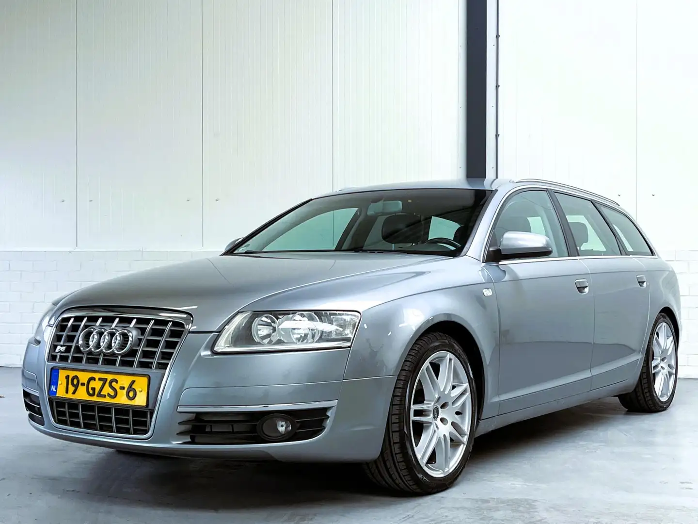 Audi A6 Avant 2.0 TFSI Business Edition Grijs - 2