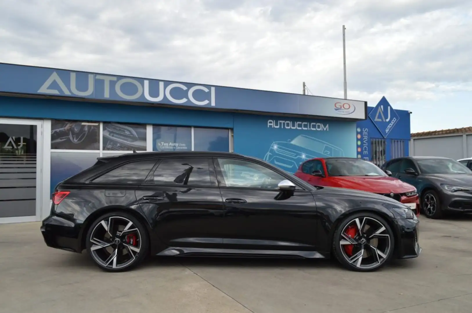 Audi RS6 Avant 4.0 TFSI V8 QUATTRO TIPTRONIC Schwarz - 2