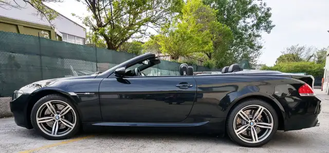 BMW M6 5.0 V10
