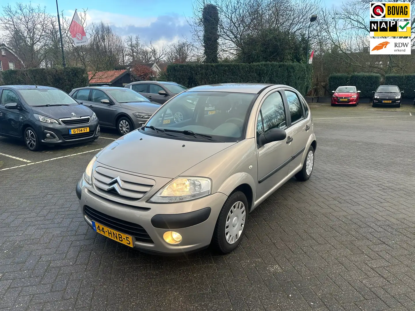 Citroen C3 1.1i Ligne Prestige airco 126.000 km Beige - 1