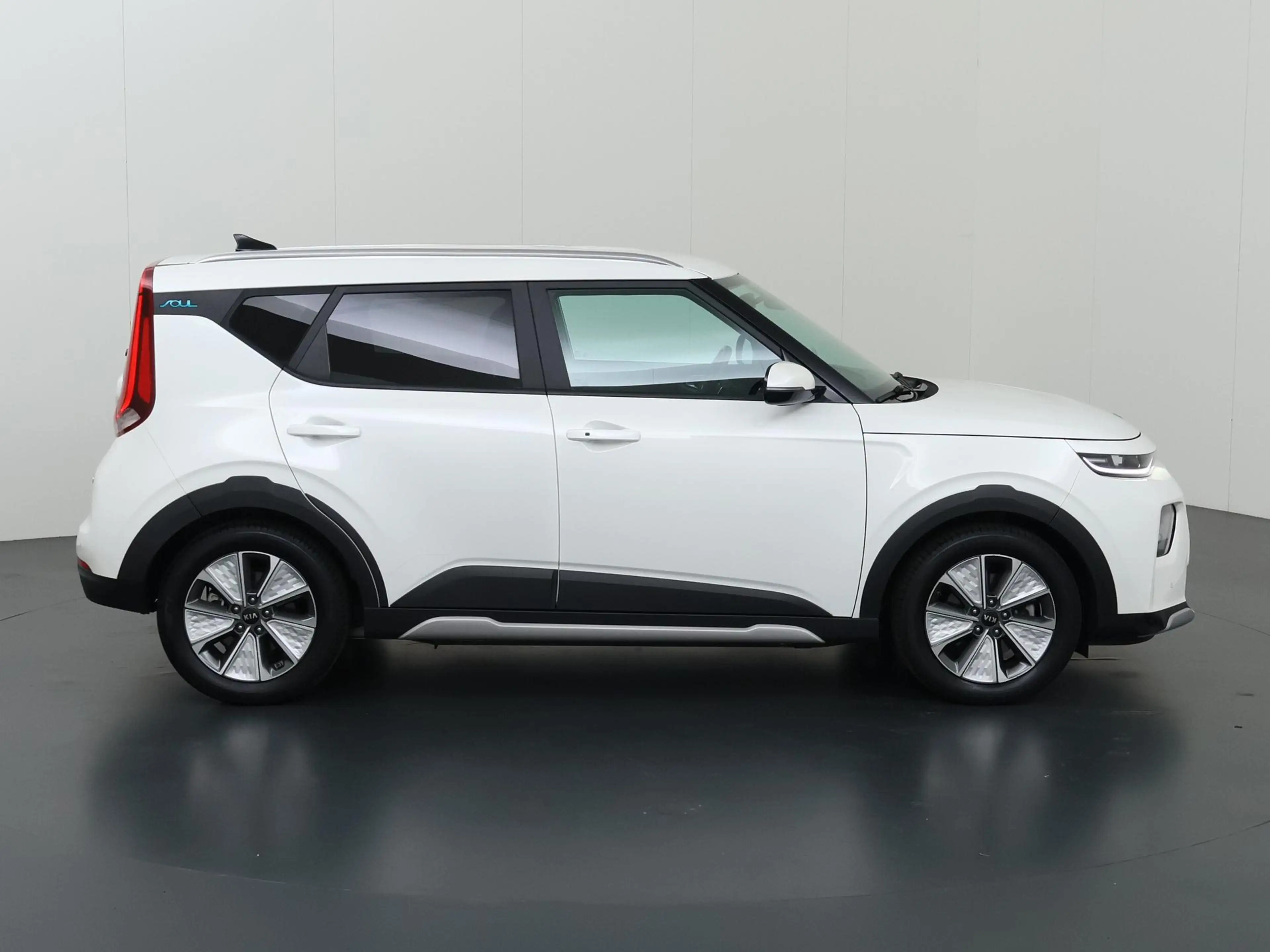 Kia Soul e-Soul ExecutiveLine 64 kWh | SOH 97% | Harman/Kar — photo 6