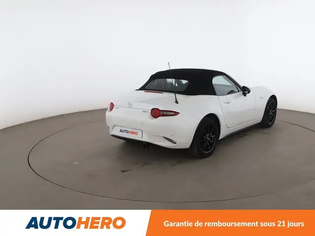 Mazda MX-5 view 6