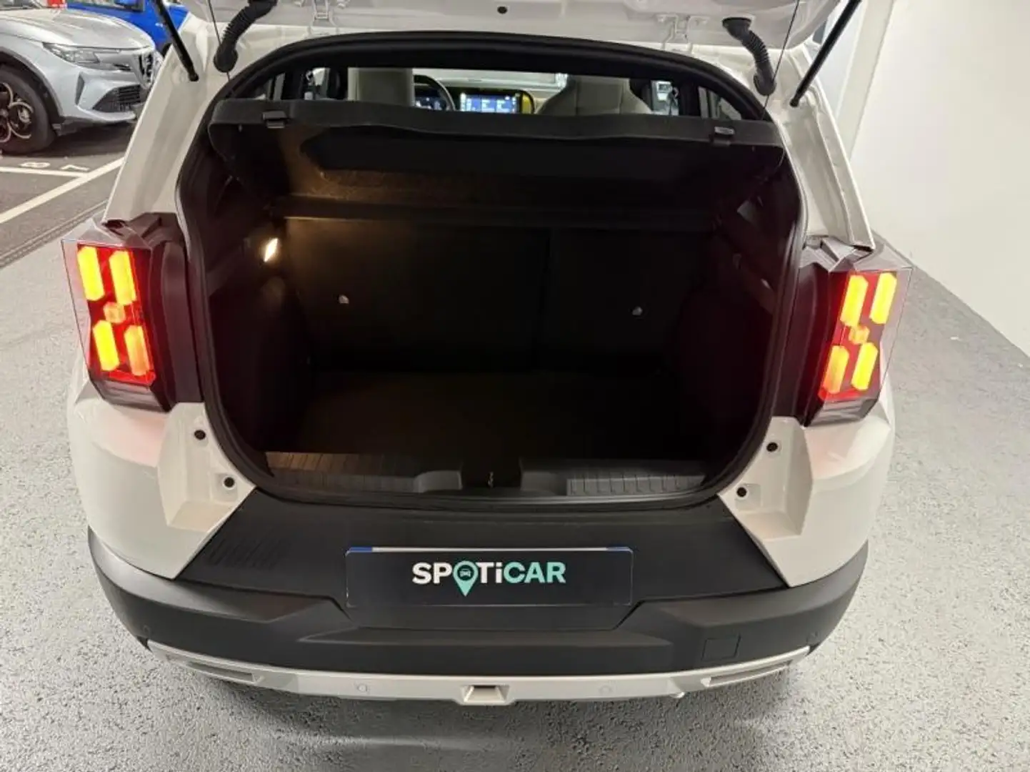 Fiat Grande Panda 1.2 Hybrid Turbo 110ch La Prima eDCT6 Blanc - 2