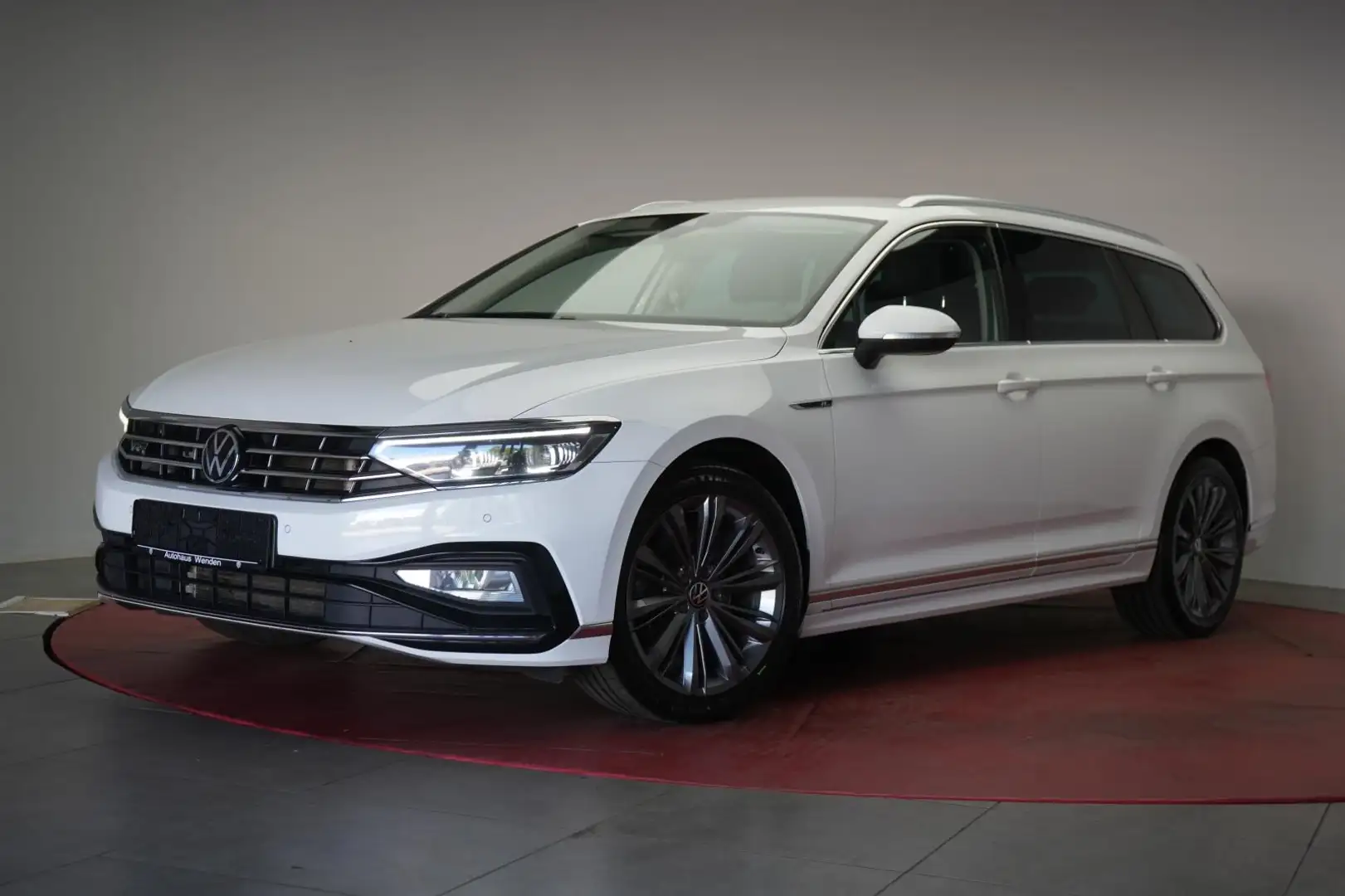Volkswagen Passat 2.0 TDI DSG 4Motion R line Navi/ACC/Kamer White - 2