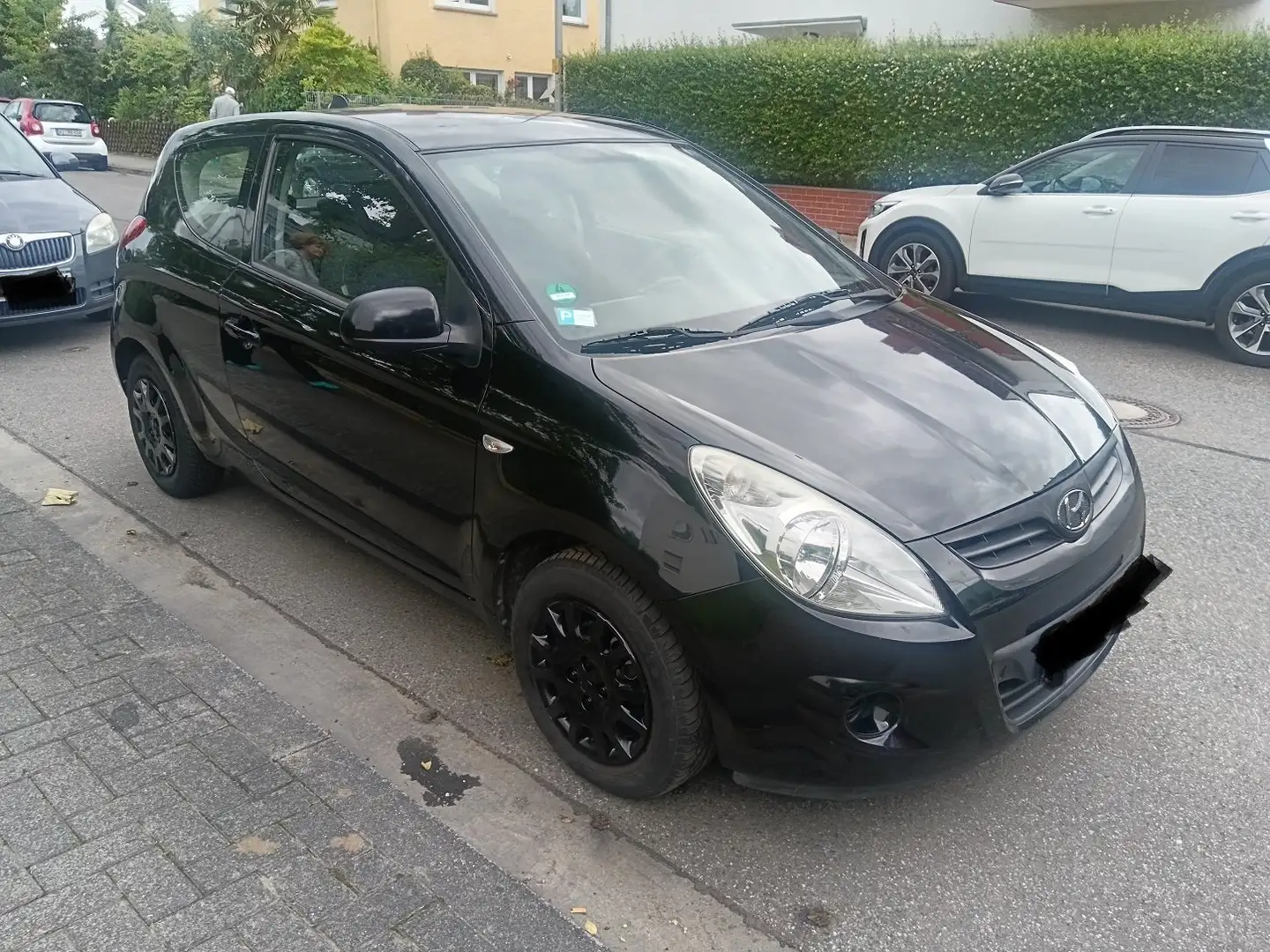 Hyundai i20 i20  3-Türer 1.2 Edition Tüv April 2026 Schwarz - 1