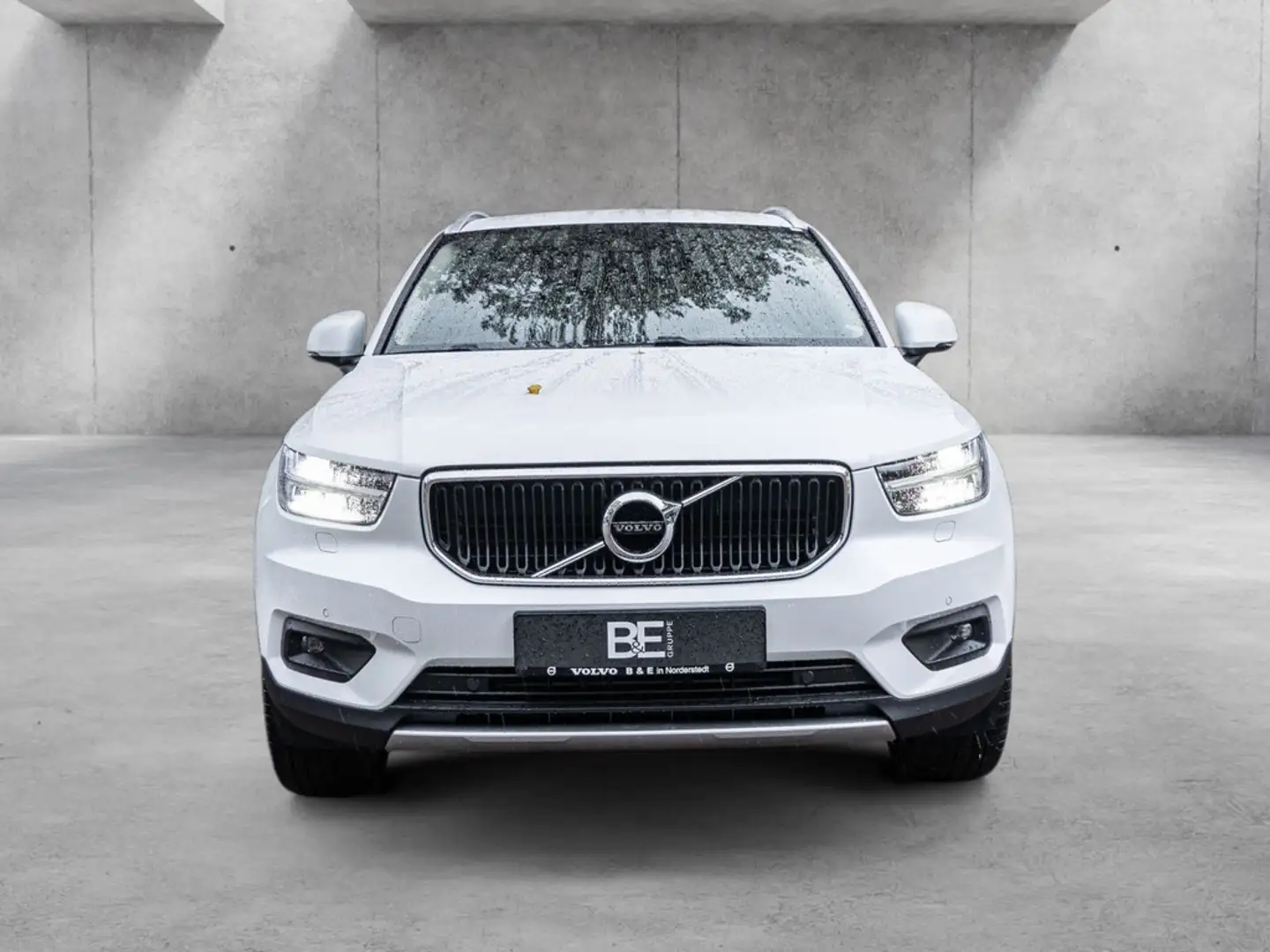 Volvo XC40 T3 Geartronic Momentum Pro LICHT- & WINTER-PAKET | 20 ZOLL Blanc - 2