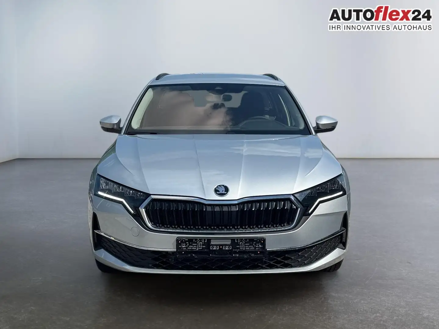 Skoda Octavia Selection 1,5 TSI DSG 3ZonKlim, PDC, SHZ, SmLi,... Silber - 2