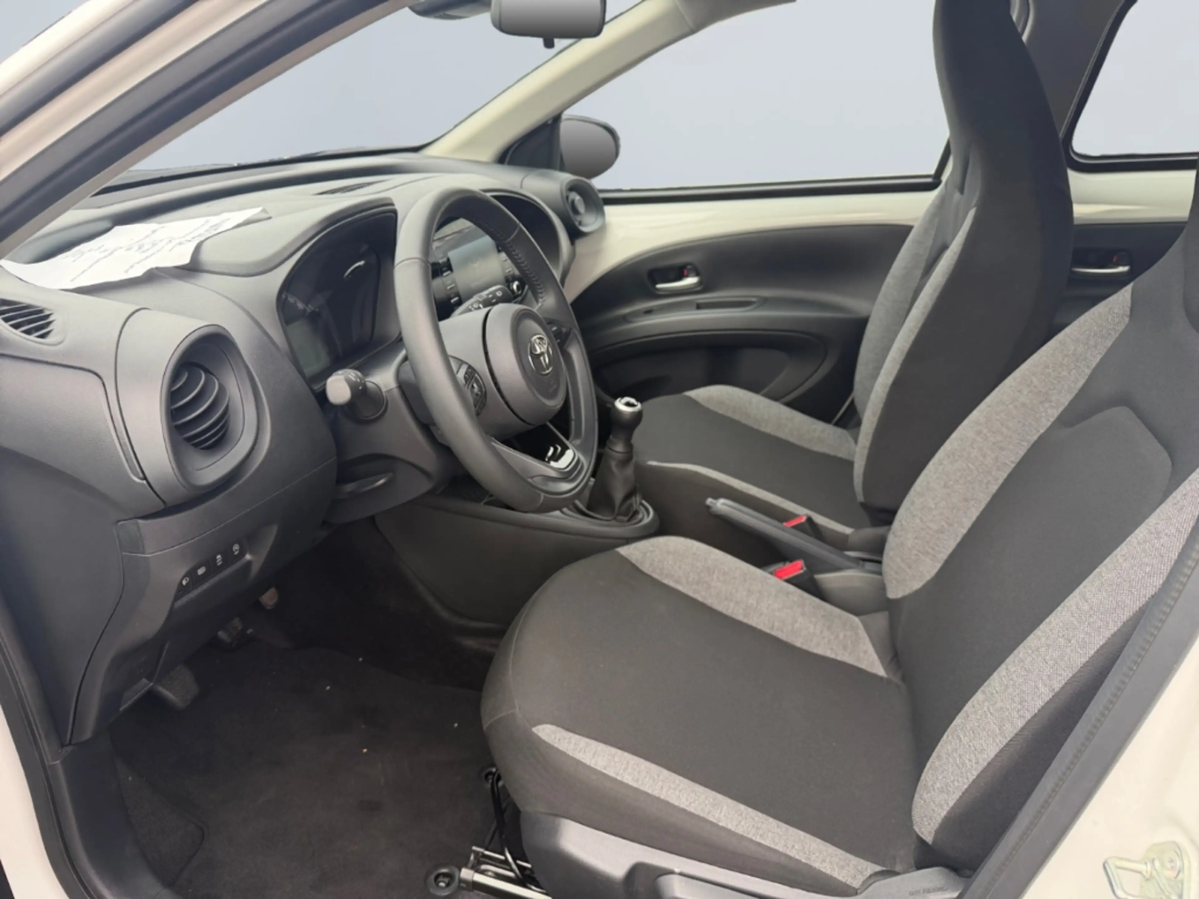 Toyota Aygo X Play *Start&Stop*Klima*Tempo*R-Cam*CarPlay* — photo 9