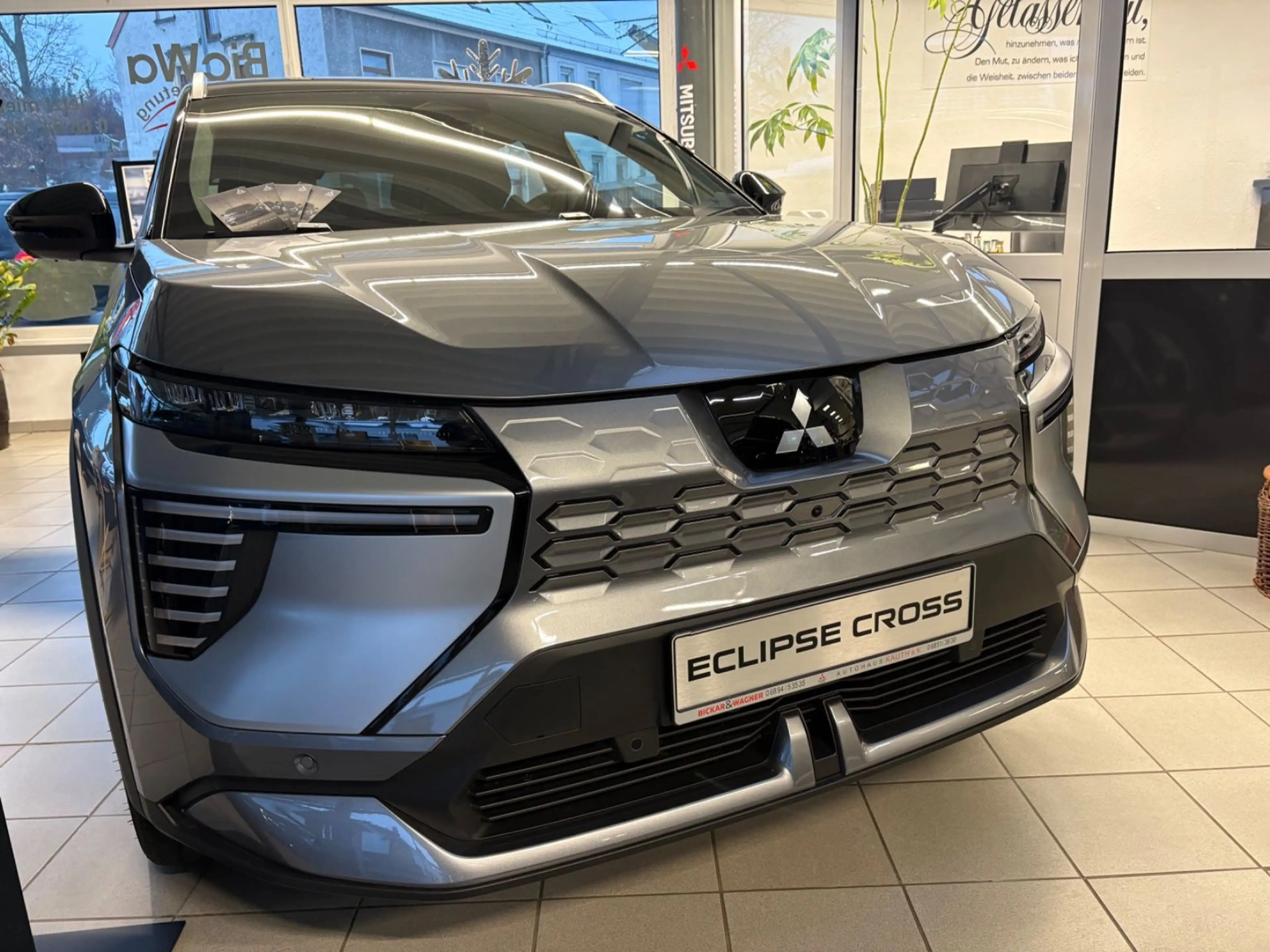 Mitsubishi Eclipse Cross Elektro Panoramadach — photo 2