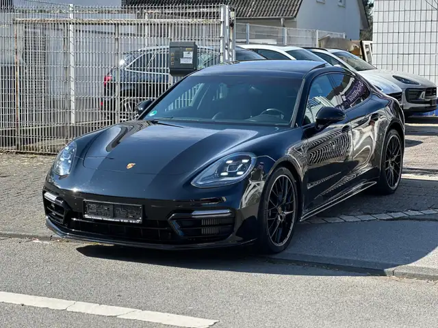 Porsche Panamera SPORTDESIGN PAKET/PANORAMA/SPORT CHRONO