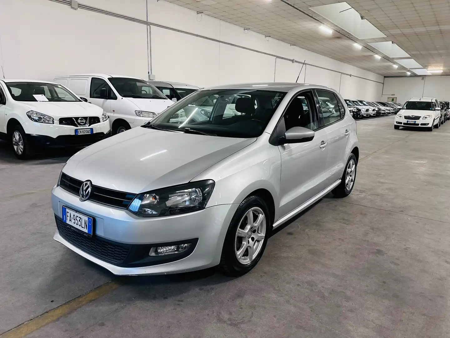 Volkswagen Polo Polo V 2012 5p 1.2 tsi Highline 105cv Grigio - 2