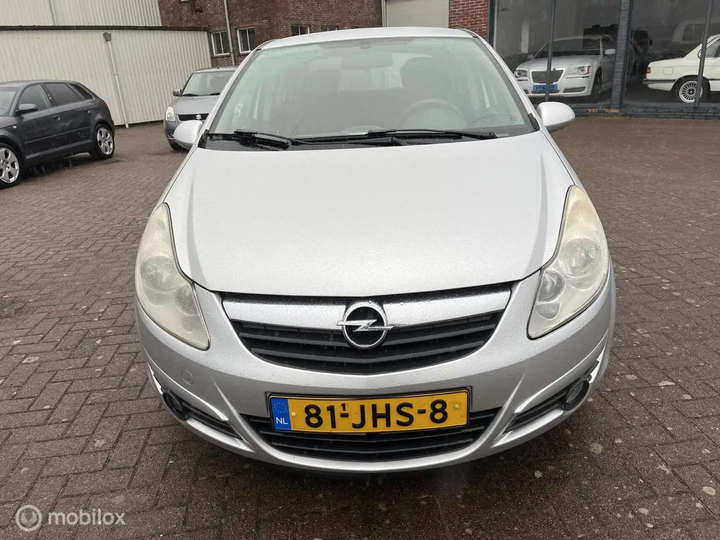 Opel Corsa 1.4-16V Enjoy Grau - 2