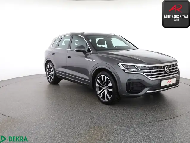 Volkswagen Touareg view 7