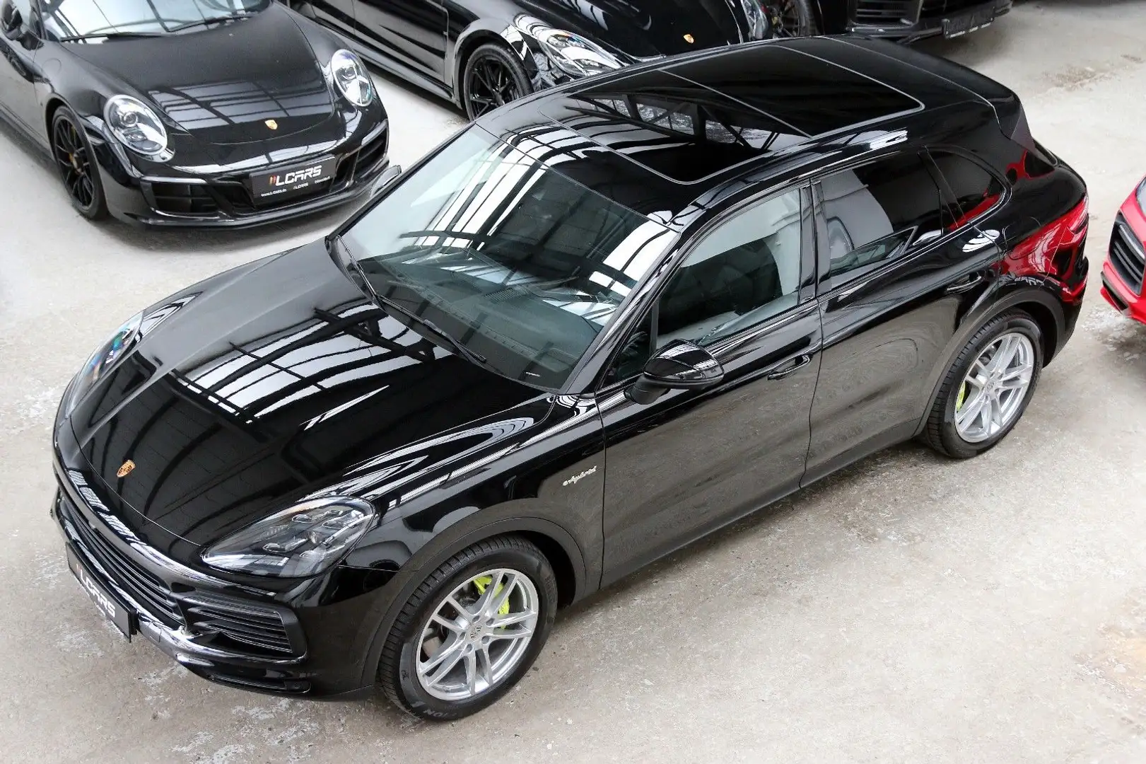 Porsche Cayenne E-Hybrid 18Wege Panorama 360° Luft AHK Schwarz - 1