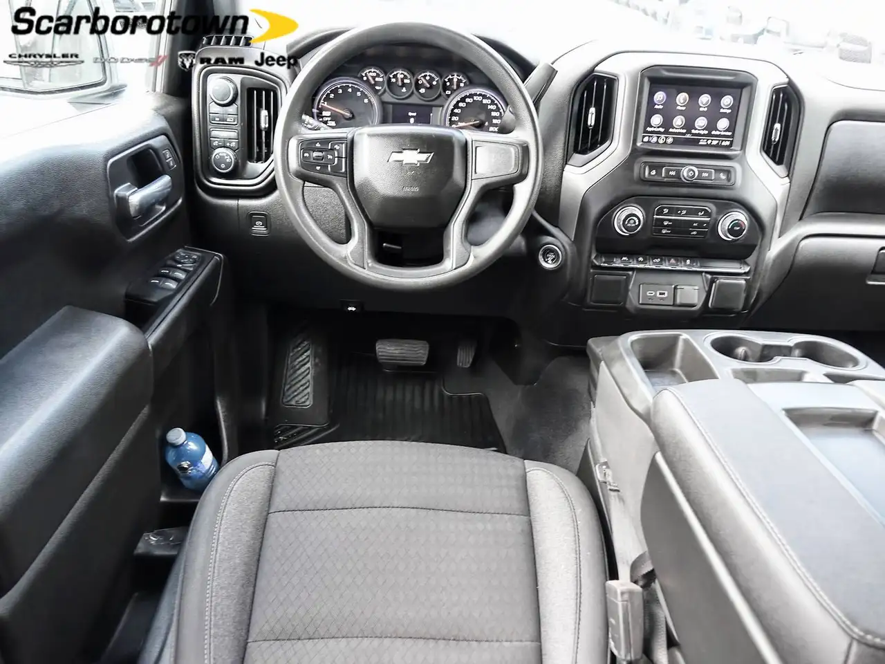 Chevrolet Silverado 1500 снимка Chevrolet Silverado 1500