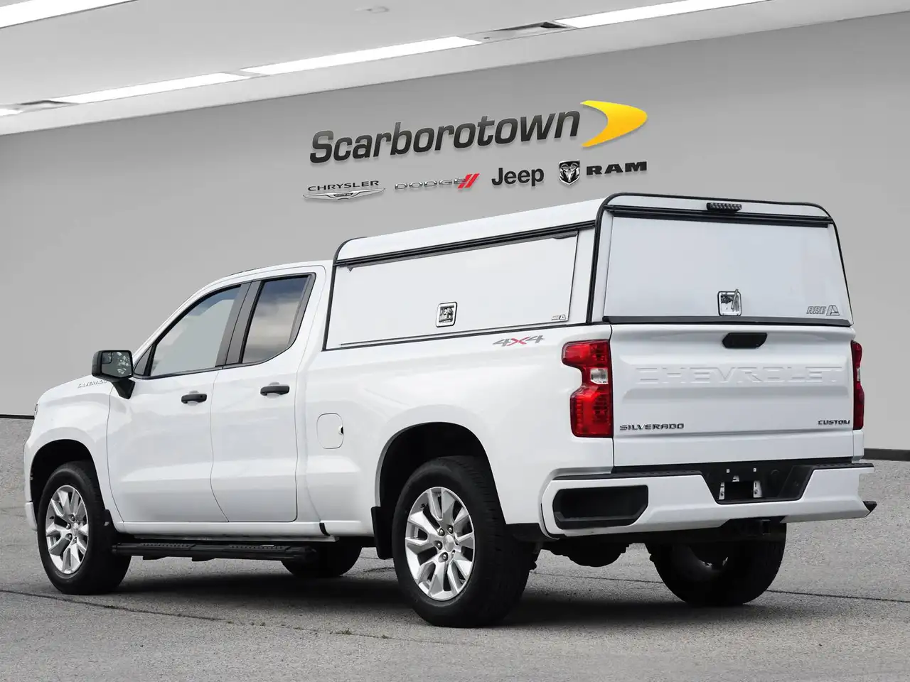 Chevrolet Silverado 1500 снимка Chevrolet Silverado 1500