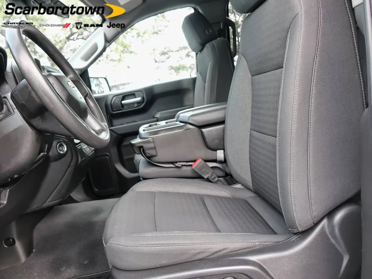 Chevrolet Silverado 1500 снимка Chevrolet Silverado 1500