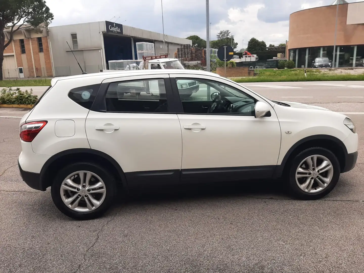 Nissan Qashqai Qashqai 1.6 16v N-Tec FL Bianco - 2