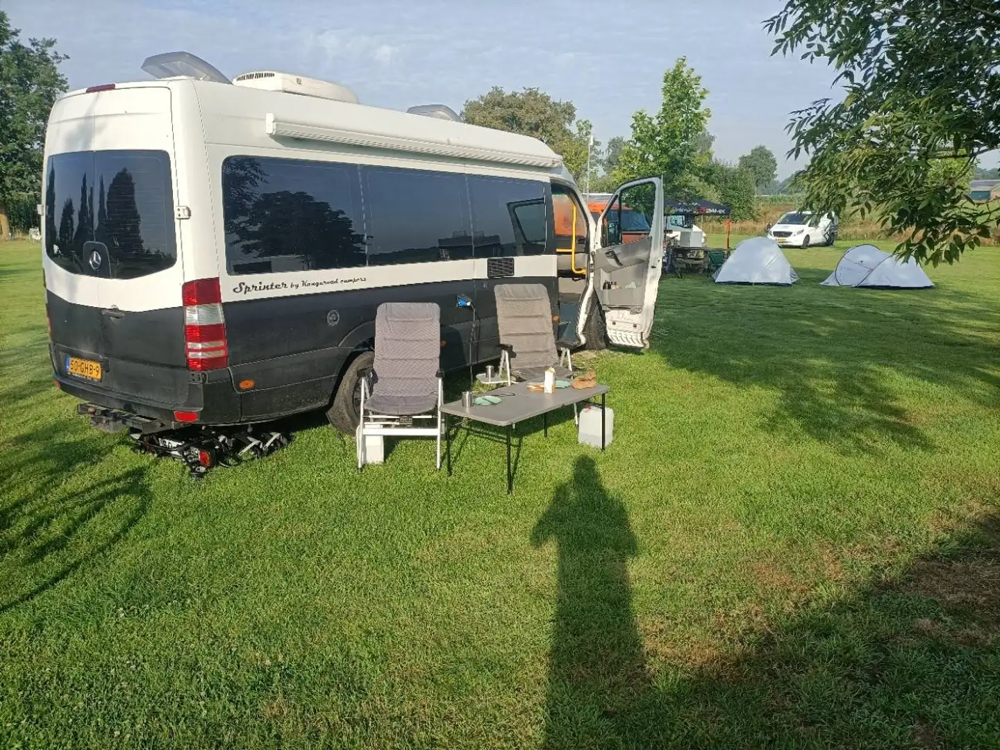 Caravans-Wohnm Mercedes-Benz Stoere en comfortabele 4 persoons Buscamper met lengtebed Weiß - 2
