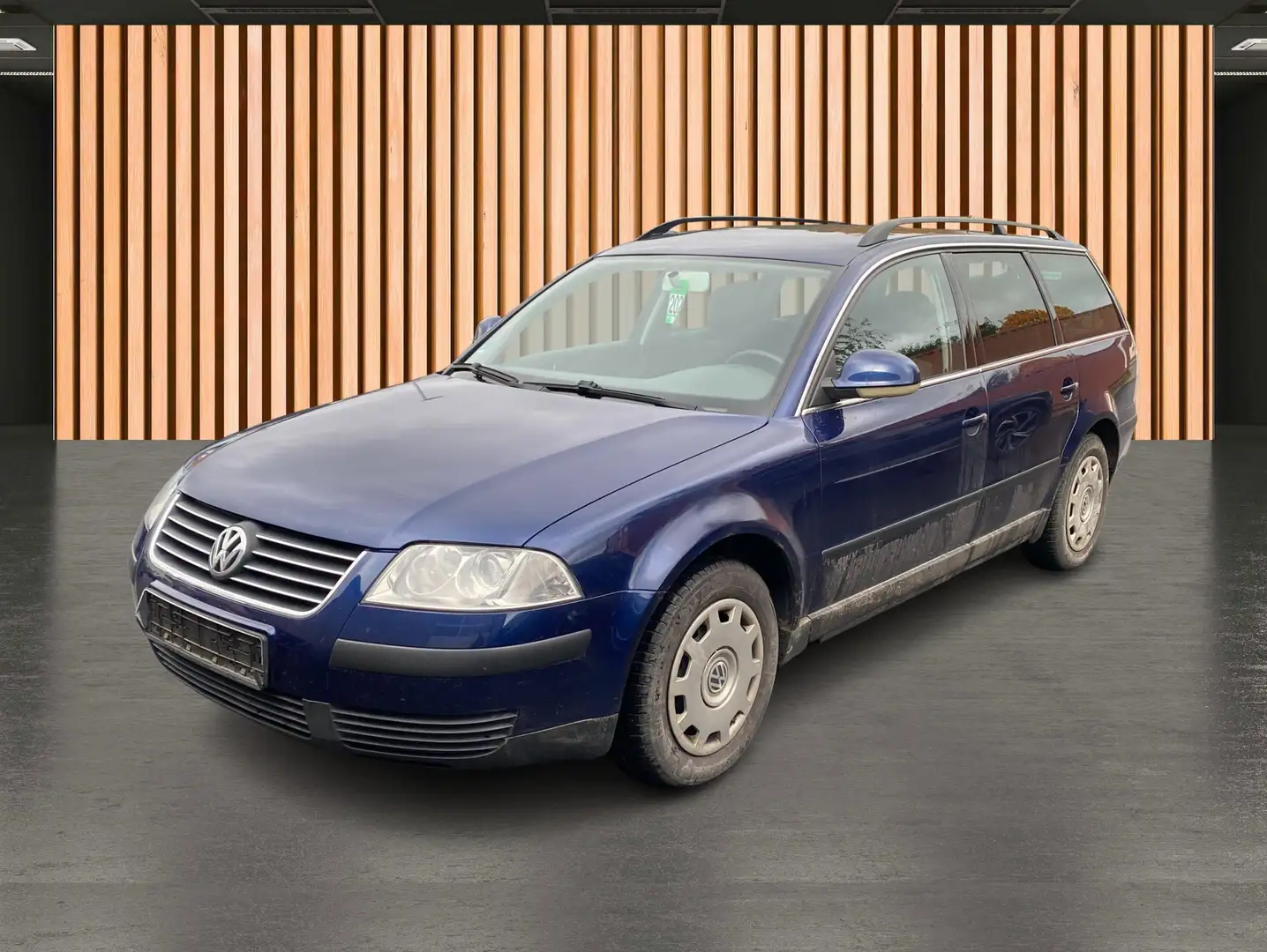 Volkswagen Passat Variant 1.6 Family Bleu - 1