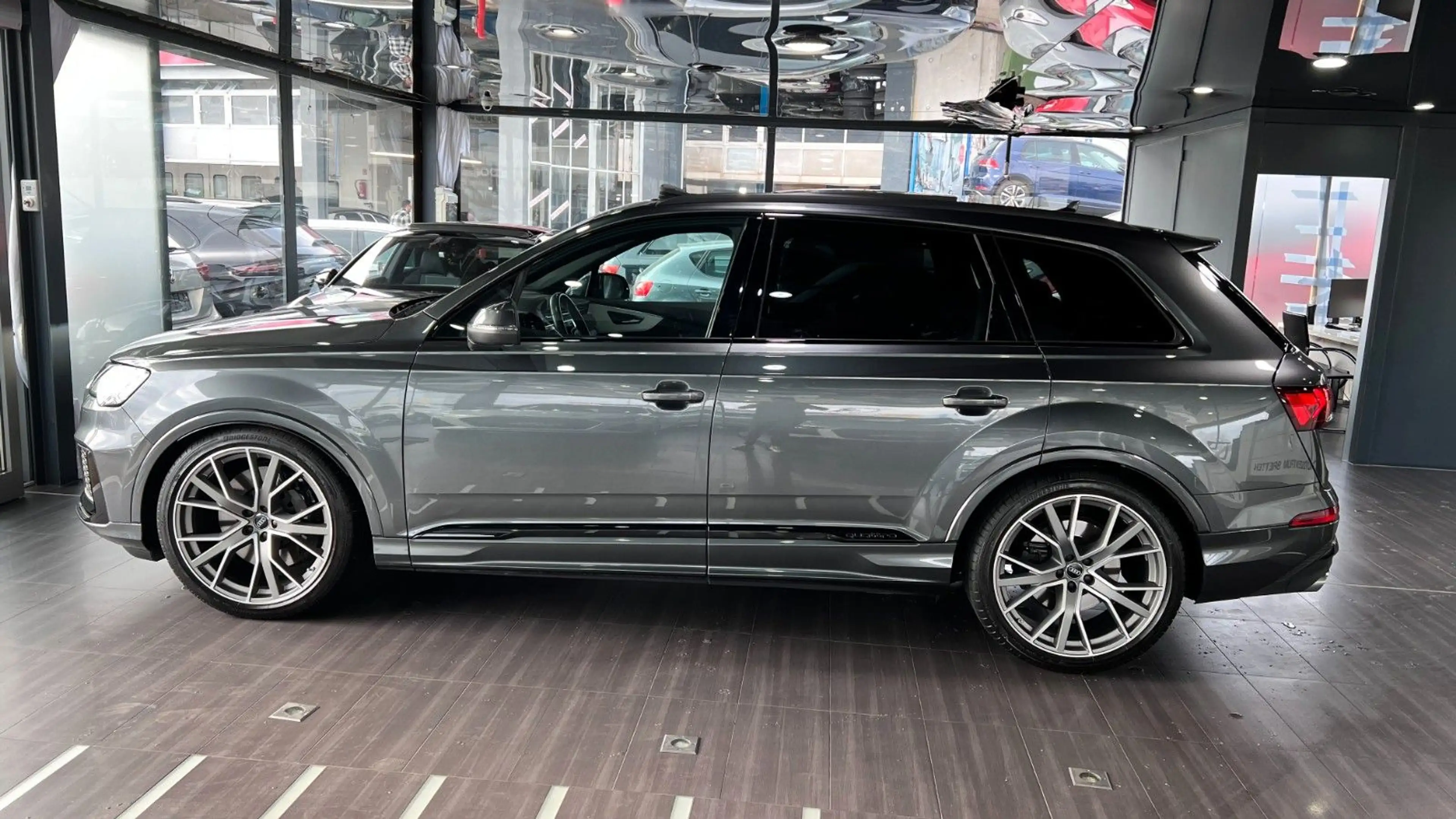 Audi SQ7 4.0 TDI Quattro*Matrix*Pano*ACC*360°*Bose — photo 8