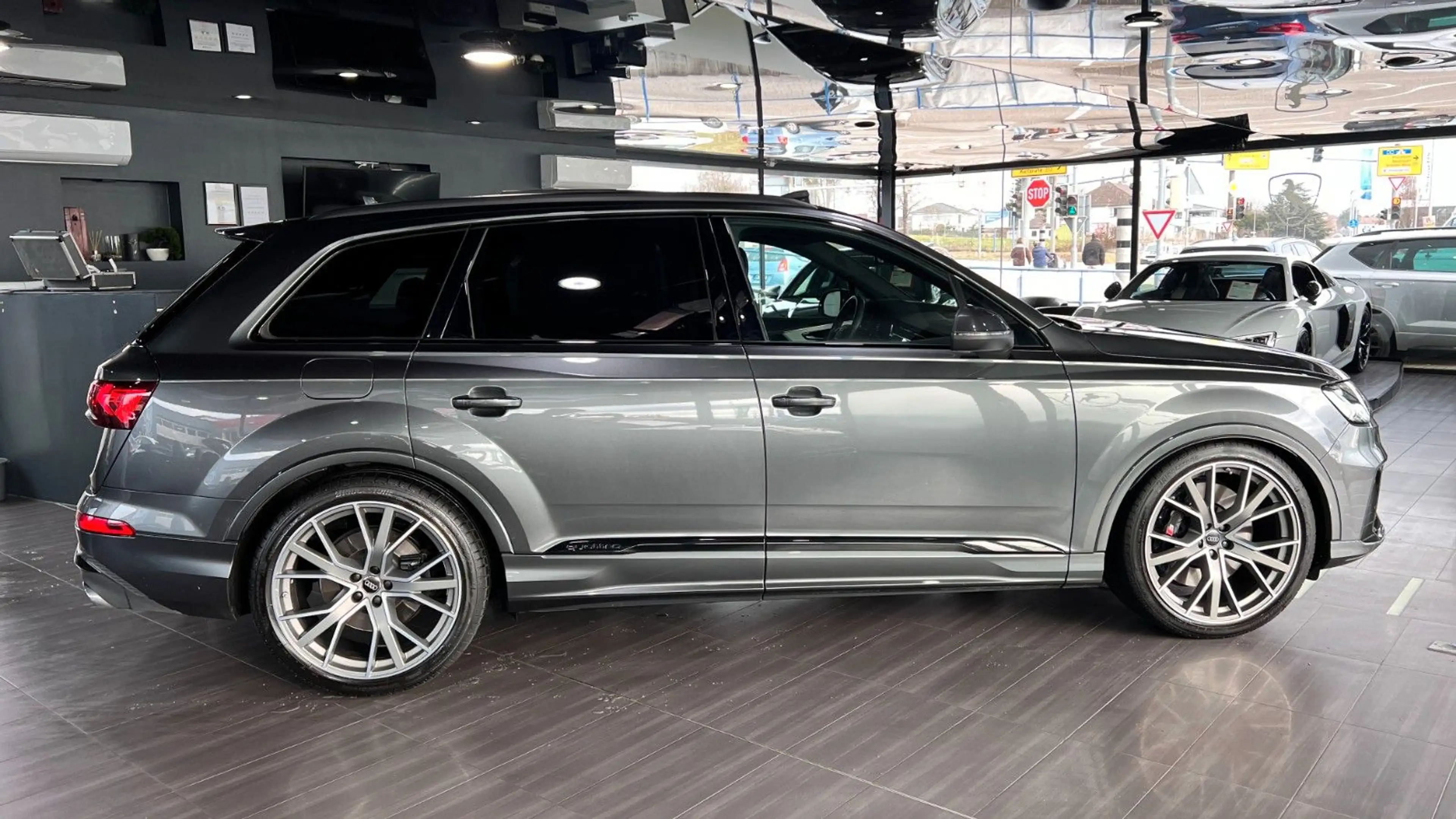 Audi SQ7 4.0 TDI Quattro*Matrix*Pano*ACC*360°*Bose — photo 4
