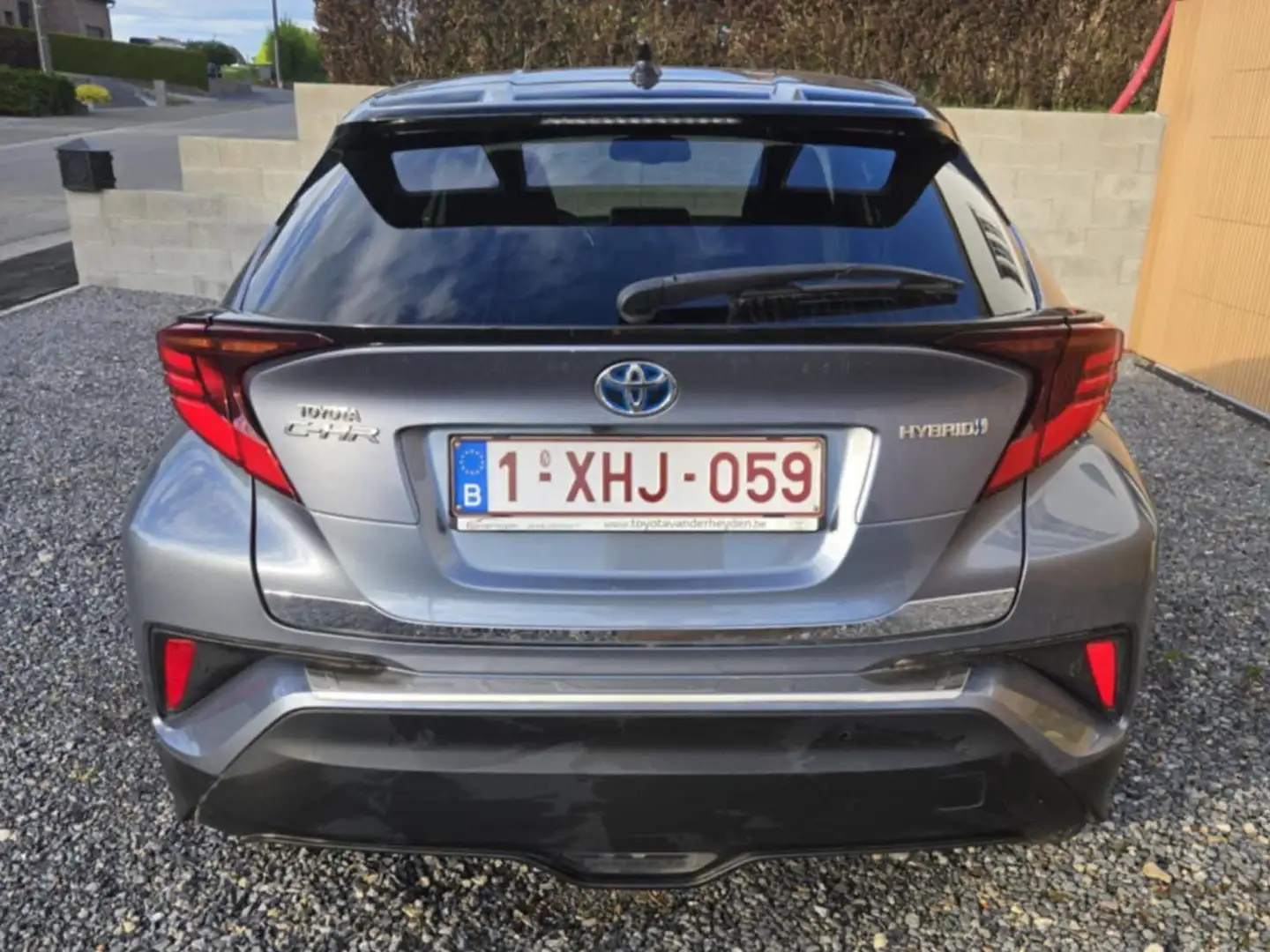 Toyota C-HR Hybride Szary - 2
