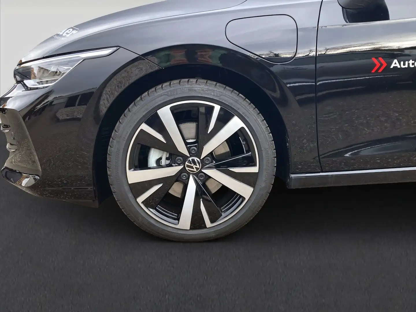 Volkswagen Golf Style eHybrid DSG 150 kW Schwarz - 2