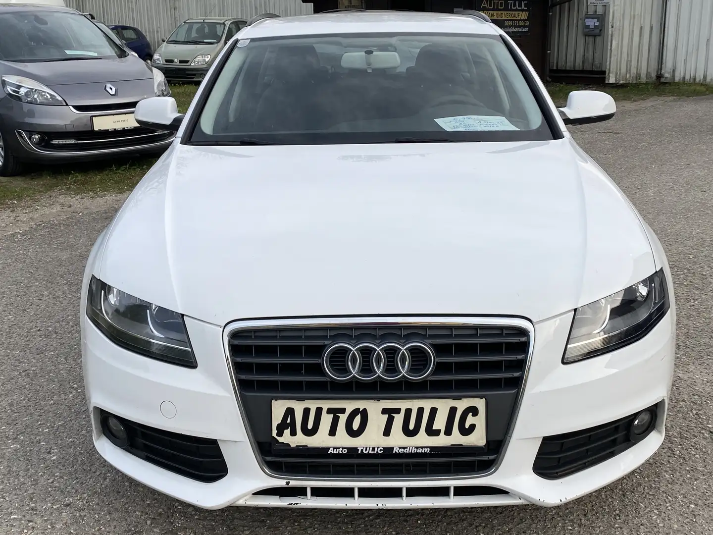 Audi A4 Attraction ** 1 Besitz ** Weiß - 1