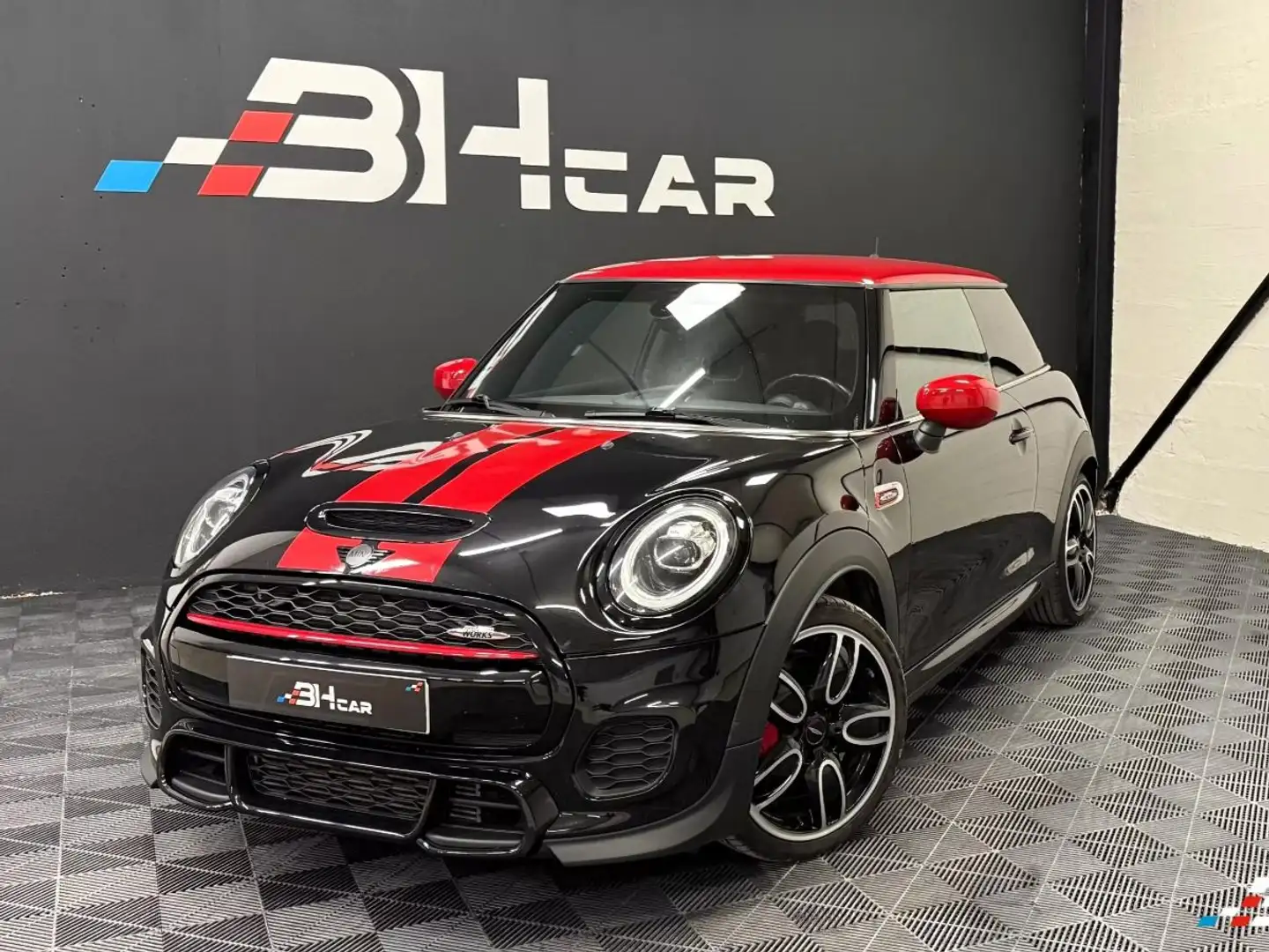 MINI One 2.0 230 JOHN COOPER WORKS Noir - 1