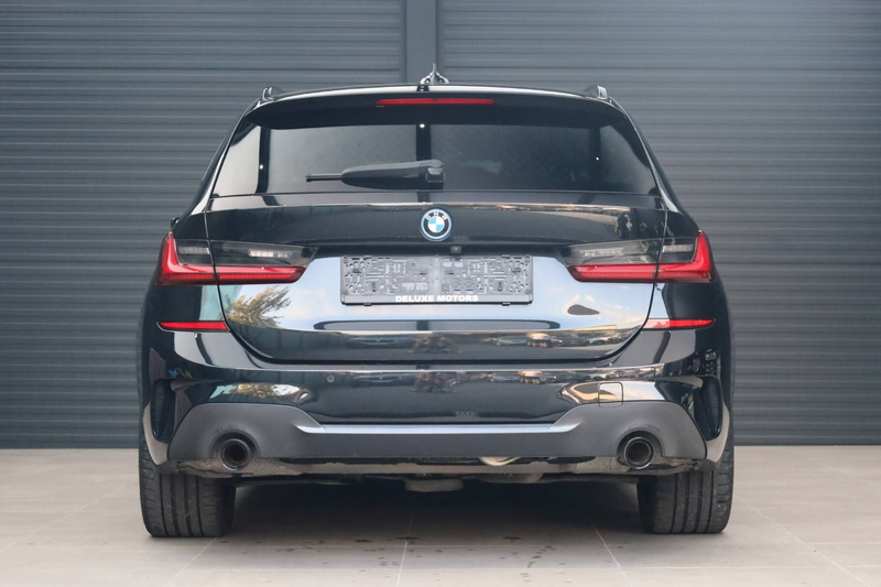 BMW 320 eAs Touring M Sportpakket 360 Camera Sfeer Verlichting Zetelverwarming — photo 8