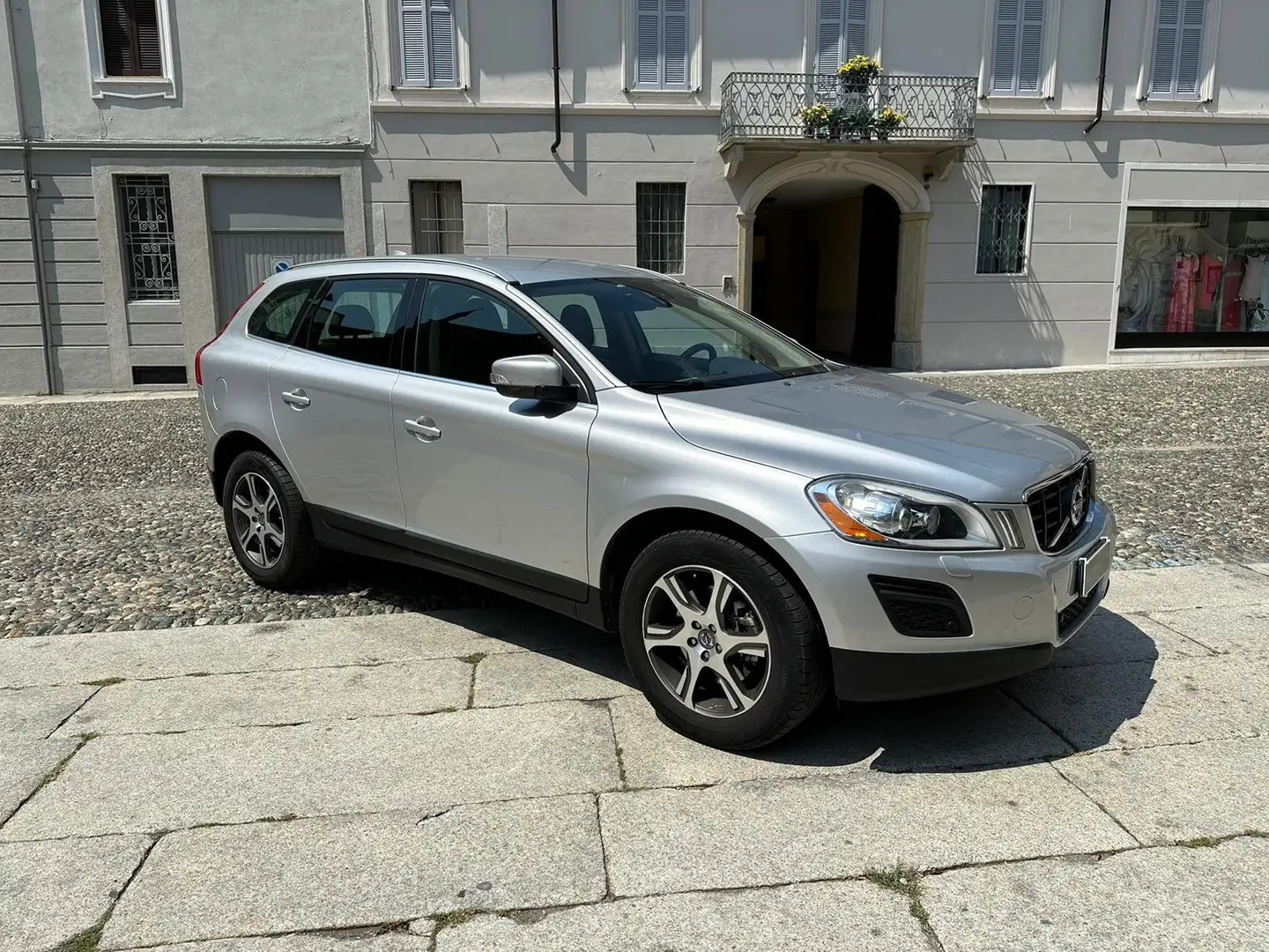 Volvo XC60 2.0 d4 (d3) Summum AWD geartronic CAMBIO NUOVO Argent - 2