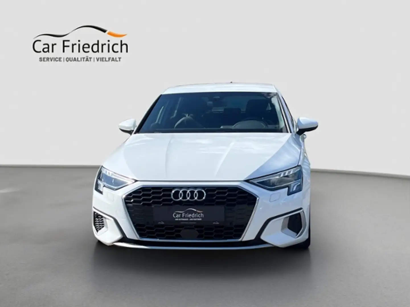 Audi A3 Sportback 1.5 TFSI S-tronic 35 advanced LED Blanco - 2