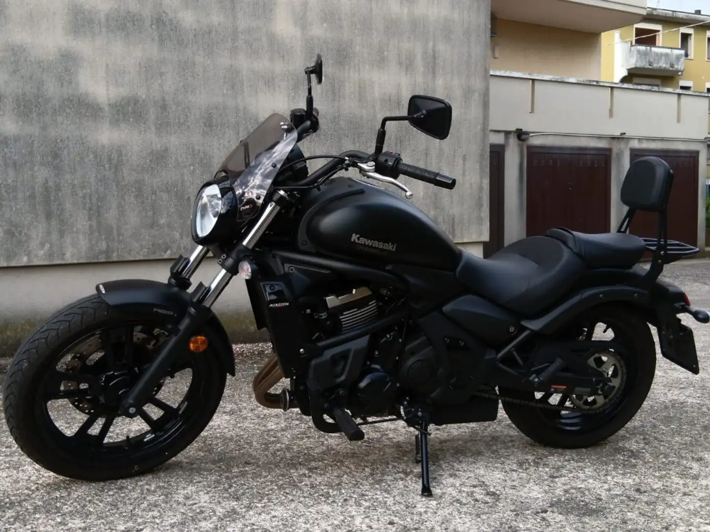 Kawasaki Vulcan S Nero - 2